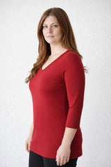 Karen Relaxed Fit 3/4 Sleeve V-Neck Top-Basics