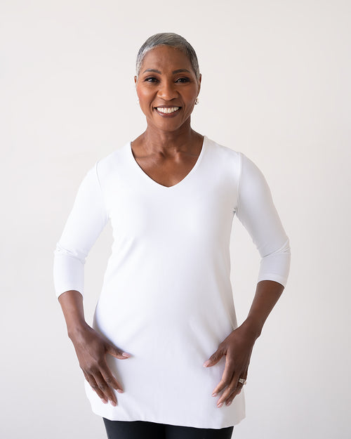 Sandra V-Neck 3/4 Sleeve Tunic in White — JudyP Apparel